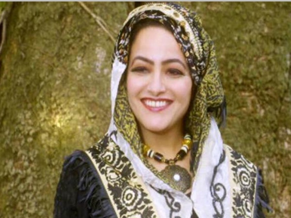 പൊട്ടിക്കരഞ്ഞു പൊട്ടിക്കരഞ്ഞു