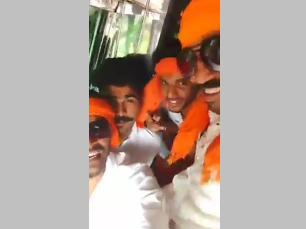 അമിത് ഷാ ഇല്ലാതെ യാത്ര