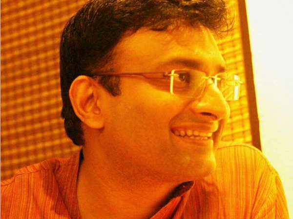 വിവാദങ്ങളും ആയുധം വിവാദങ്ങളും ആയുധം