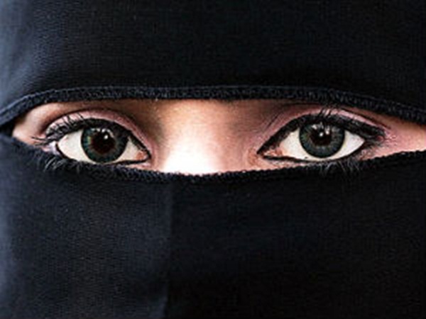 ലൈംഗിക അടിമകള്‍