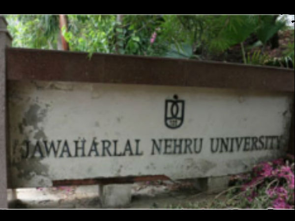 സത്യവാങ്മൂലത്തിൽ വൈരുദ്ധ്യം