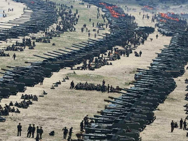 പട്ടാള ഭരണത്തെ എതിർത്ത് യൂറോപ്യൻ ജനങ്ങൾ