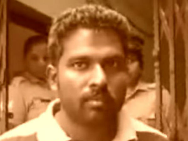 പണം തട്ടിയെടുത്തു