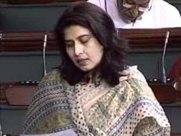 സോഷ്യല് മീഡിയയില് സോഷ്യല് മീഡിയയില്