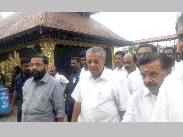 പാമ്പിനെ....