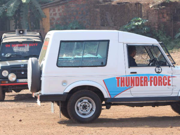 നിലവിളക്കുമായി!!!