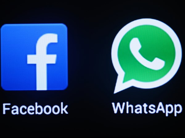  ഡിലീറ്റ് ഫോര്‍ എവരിവണ്‍ ഫീച്ചര്‍ 