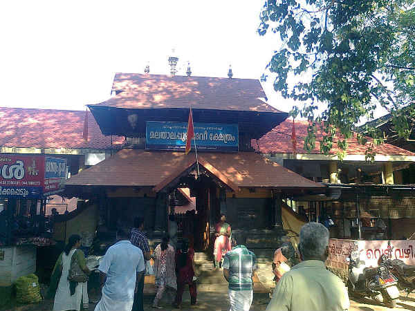 അഹിന്ദുക്കൾക്ക് പ്രവേശനം 