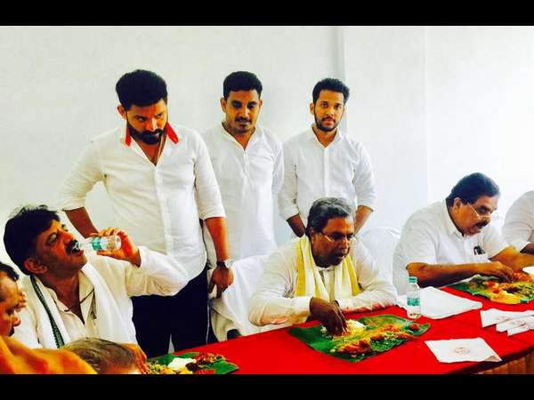 ചിത്രങ്ങൾ വൈറലാകുന്നു