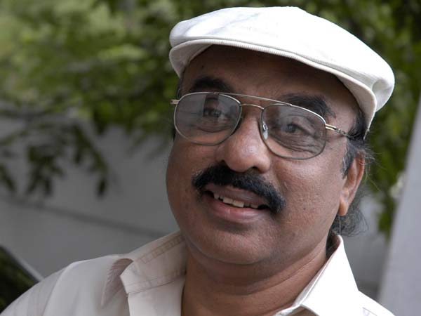 അസാമാന്യ ധൈര്യം അസാമാന്യ ധൈര്യം