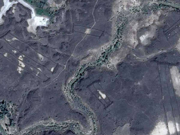 400 ലധികം നിര്‍മിതകള്‍