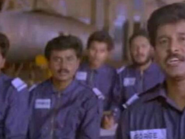 വിക്രത്തിനൊപ്പം