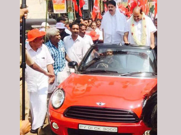 മിനി കൂപ്പർ വിവാദം..