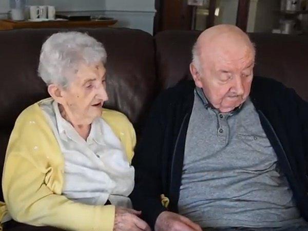 മകനെ ശുശ്രൂഷിക്കാൻ വൃദ്ധസദനത്തിലെത്തി