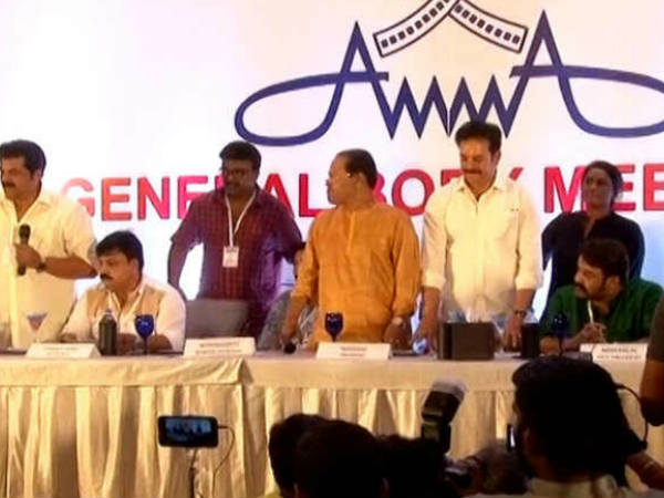 വഴുവഴുപ്പൻ നിലപാട് വഴുവഴുപ്പൻ നിലപാട്