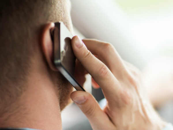  ഭീഷണിപ്പെടുത്തി