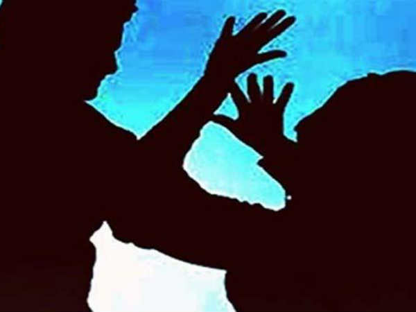 പരാതി നൽകി പരാതി നൽകി