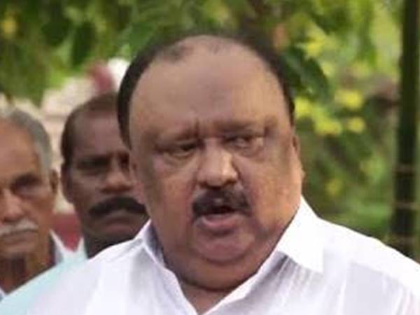 പുതിയ വിവാദങ്ങള്‍ ഇങ്ങനെ