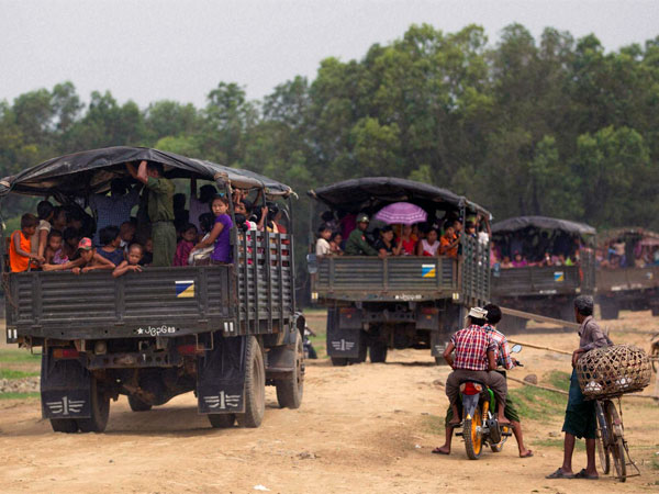 ക്യാമ്പുകൾ നിറഞ്ഞു
