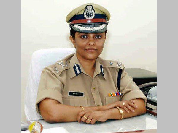  വ്യാജ തെളിവുണ്ടാക്കുന്നത് സന്ധ്യയുടെ പതിവ്