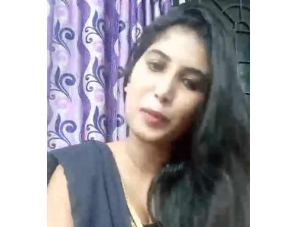 തനിക്ക് ആരുമില്ല - പൊട്ടിക്കരഞ്ഞ് നടി