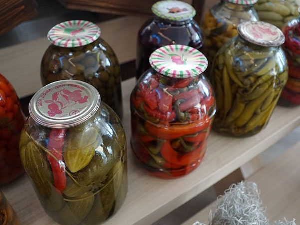  ടിന്നിലടച്ച ഭക്ഷണം 