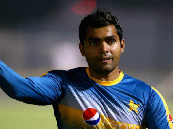 ഉമര് അക്മലിന്റെ മരിച്ച ഫോട്ടോ ഉമര് അക്മലിന്റെ മരിച്ച ഫോട്ടോ