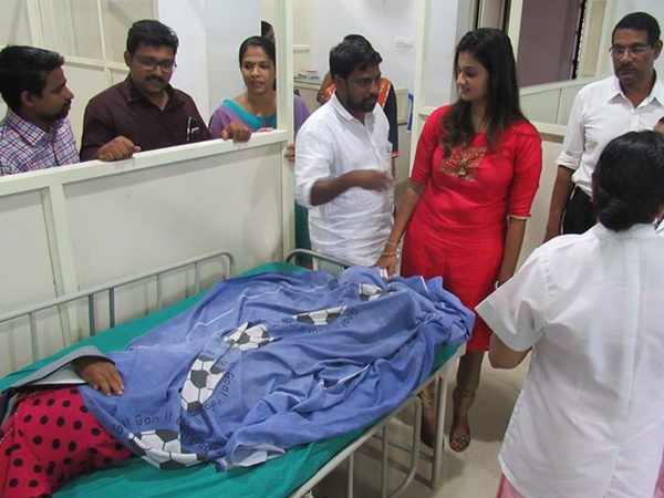 ഡോക്ടർമാരുടെയും നേഴ്സ്മാരുടെയും സേവനങ്ങൾ