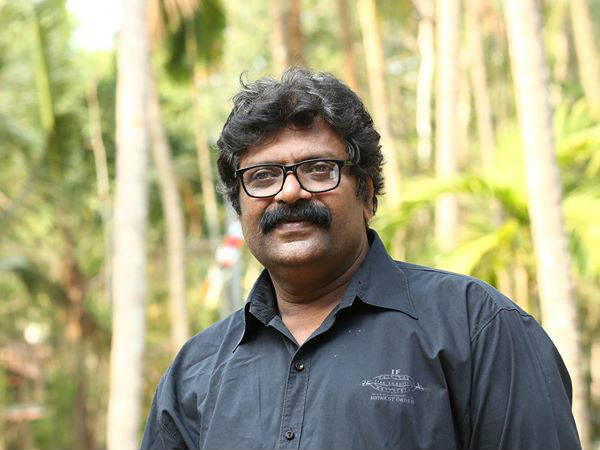ഞാനുണ്ടെടോ നിന്റെ കൂടെ...