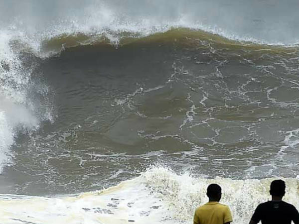30ന് പറഞ്ഞത് ന്യൂനമര്‍ദ്ദം മാത്രം