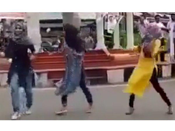 ഉപദേശിക്കാം.... നിര്‍ബന്ധിക്കരുത്