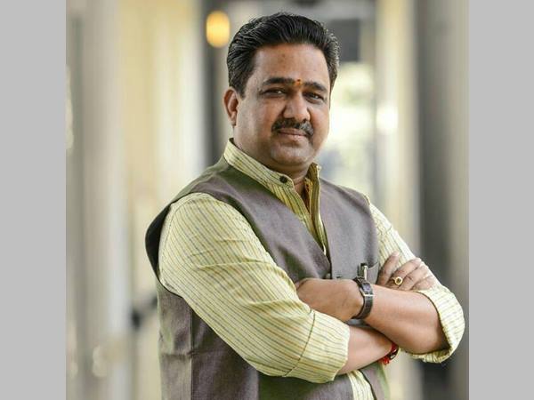  നേതാക്കള്‍ക്കെതിരേ സംഘടിച്ചു