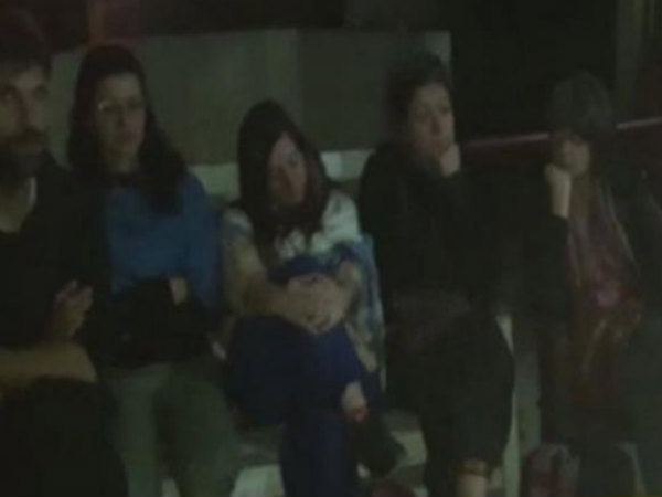 സ്ത്രീകളെ പീഡിപ്പിക്കാൻ ശ്രമം