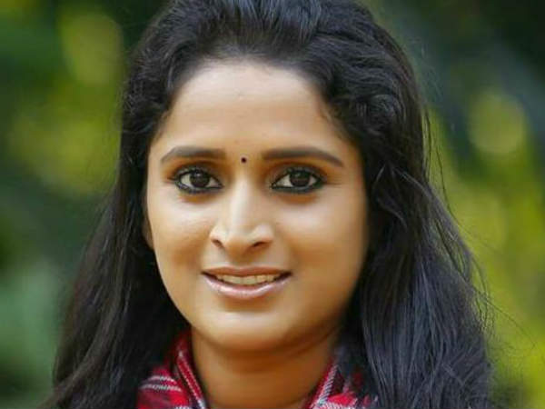 ക്ഷണിച്ചില്ലെന്ന് മറുപടി