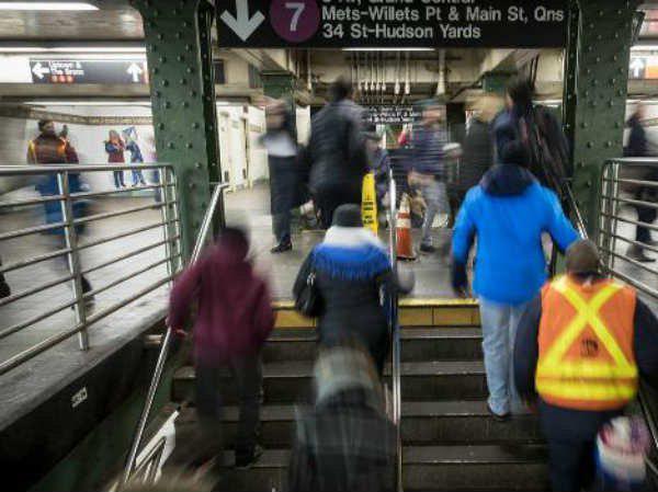 ആക്രമണത്തിനു പിന്നിൽ