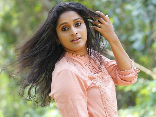 സുരഭിക്ക് വേണ്ടി മിണ്ടിയില്ല