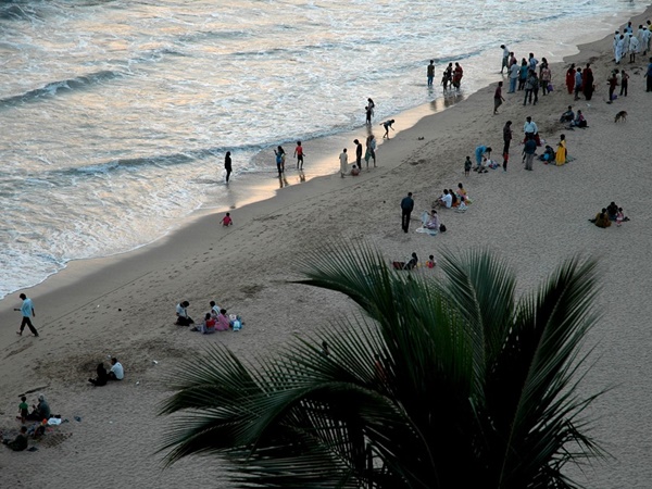 അഞ്ചംഗ സംഘത്തിന് പറ്റിയത്