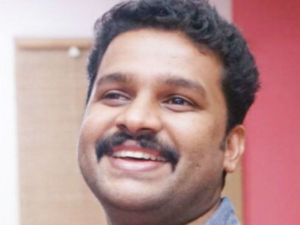 ഒടിയനെ കുറിച്ച് മുന്‍വിധിയില്ല