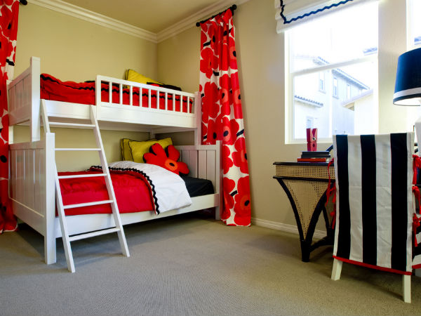 ജനാലകള്‍ വെട്ടിത്തിളങ്ങണം