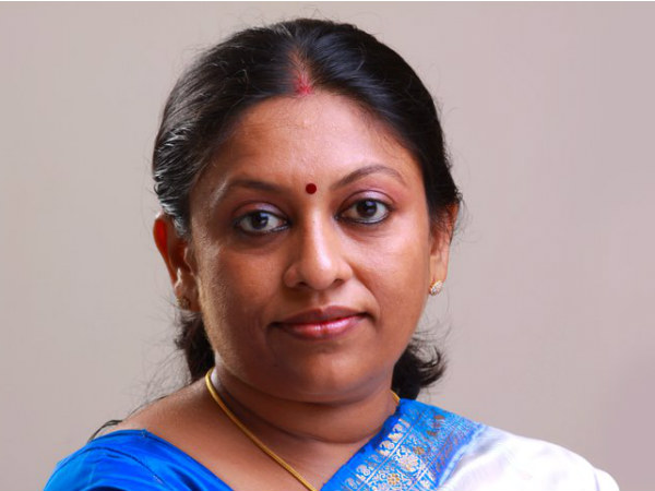 വനിത സംഘടനകൾ പിരിച്ചു വിടണം
