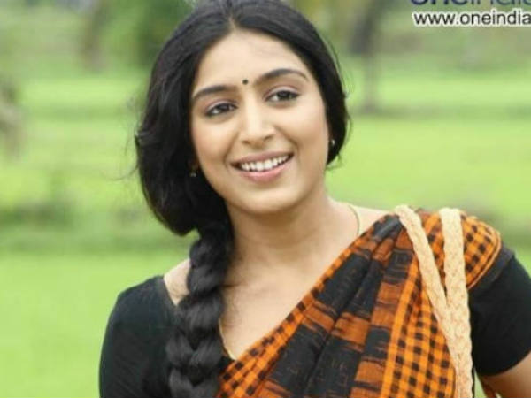 എന്തിനാണ് 