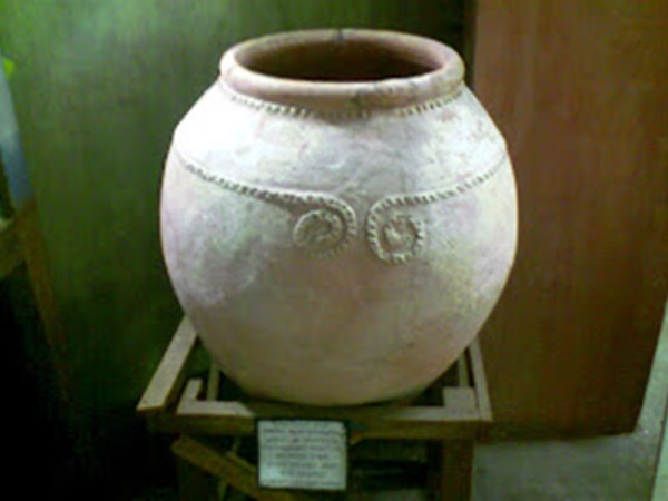 തിരുമലനായ്കർ കൊട്ടാരത്തിലേക്ക് 