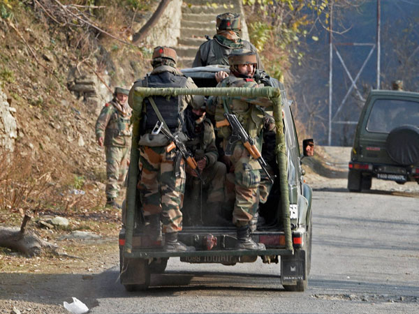 ഇന്ത്യൻ സൈന്യവും തിരിച്ചടിക്കുന്നു