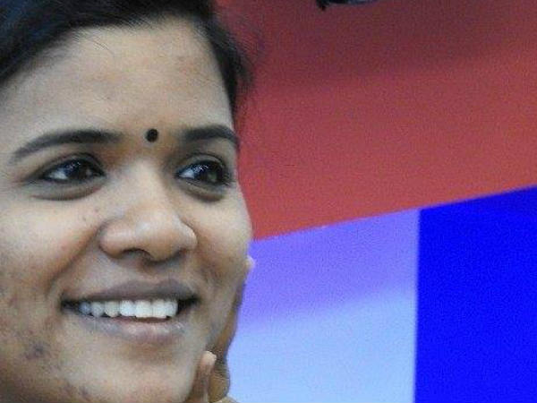 ക്ഷമ ചോദിച്ച് രംഗത്തെത്തി