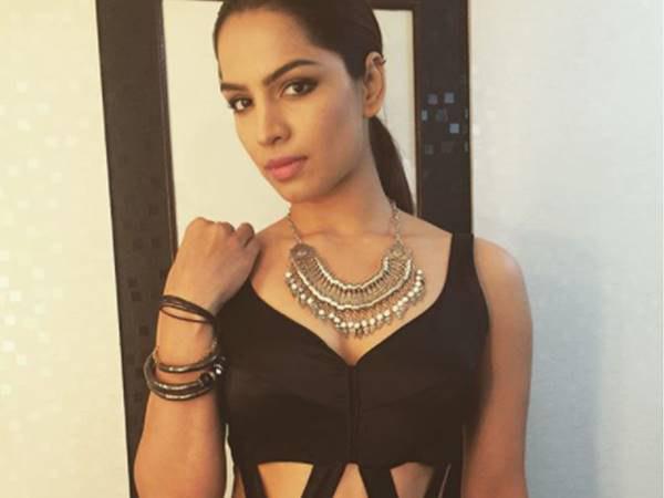 പെൺകുട്ടികളുടെ ശരീരത്തിൽ കൈവെച്ചാൽ മാത്രമല്ല പീഡനം