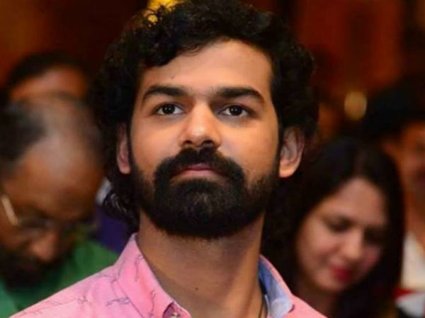 പ്രതീക്ഷയിൽ ഫാൻസ്