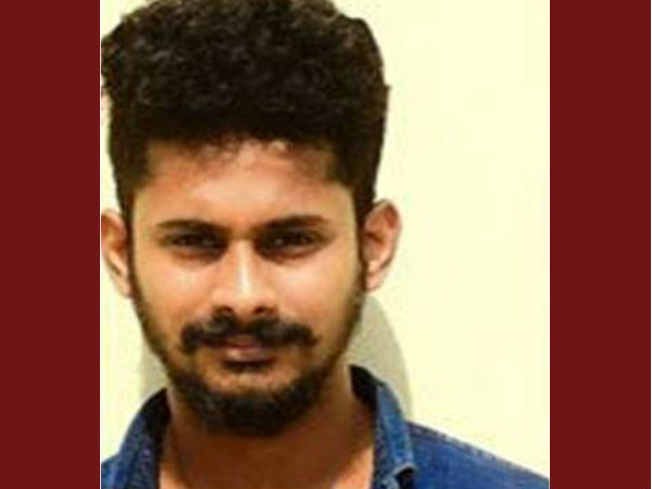 കെട്ടിത്തൂക്കി തല്ലിച്ചതച്ചു