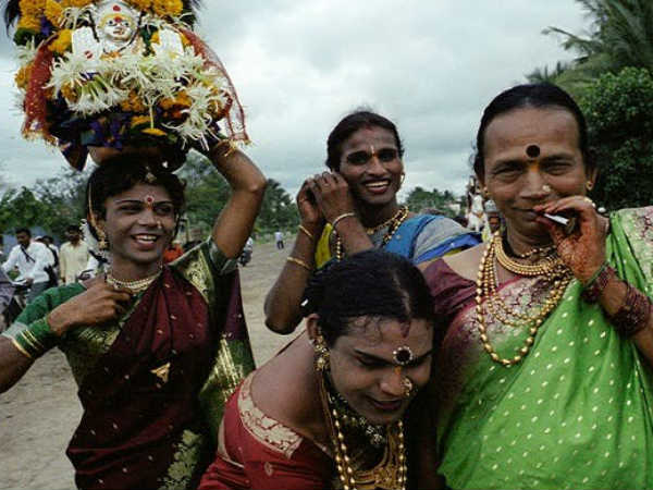 ദക്ഷിണേന്ത്യയില്‍ ദൈവത്തിന് തുല്യം