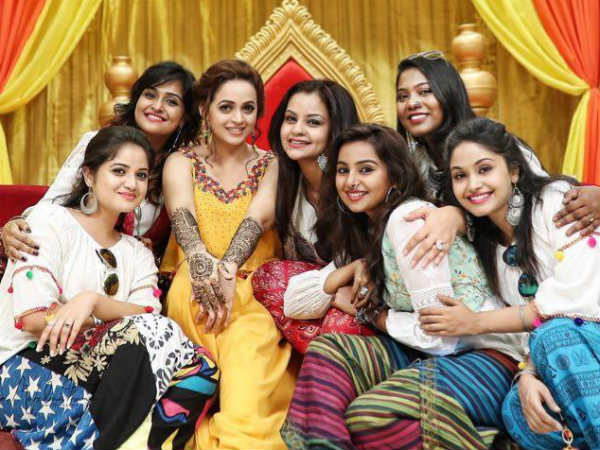 വൈറലായ മെഹന്ദി