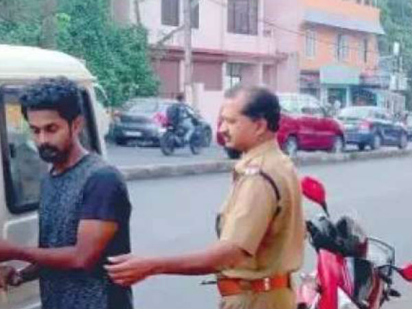 കൊന്ന ശേഷം കത്തിച്ചു